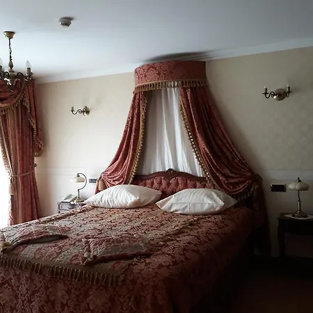 Imperium Hotel 3*